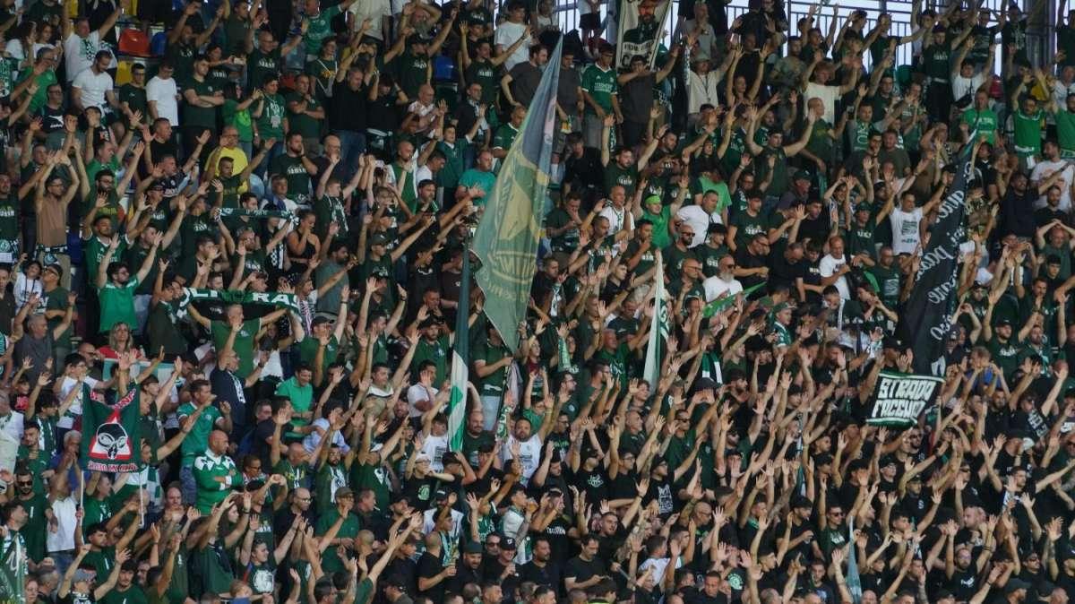 Tifosi, ora tocca a voi: la carica dei dodicimila per dimenticare i veleni e provare l'impresa
