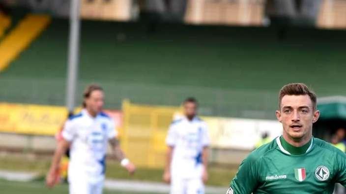 L'agente di Micovschi: "Il Genoa discuterà il suo futuro a fine mese"