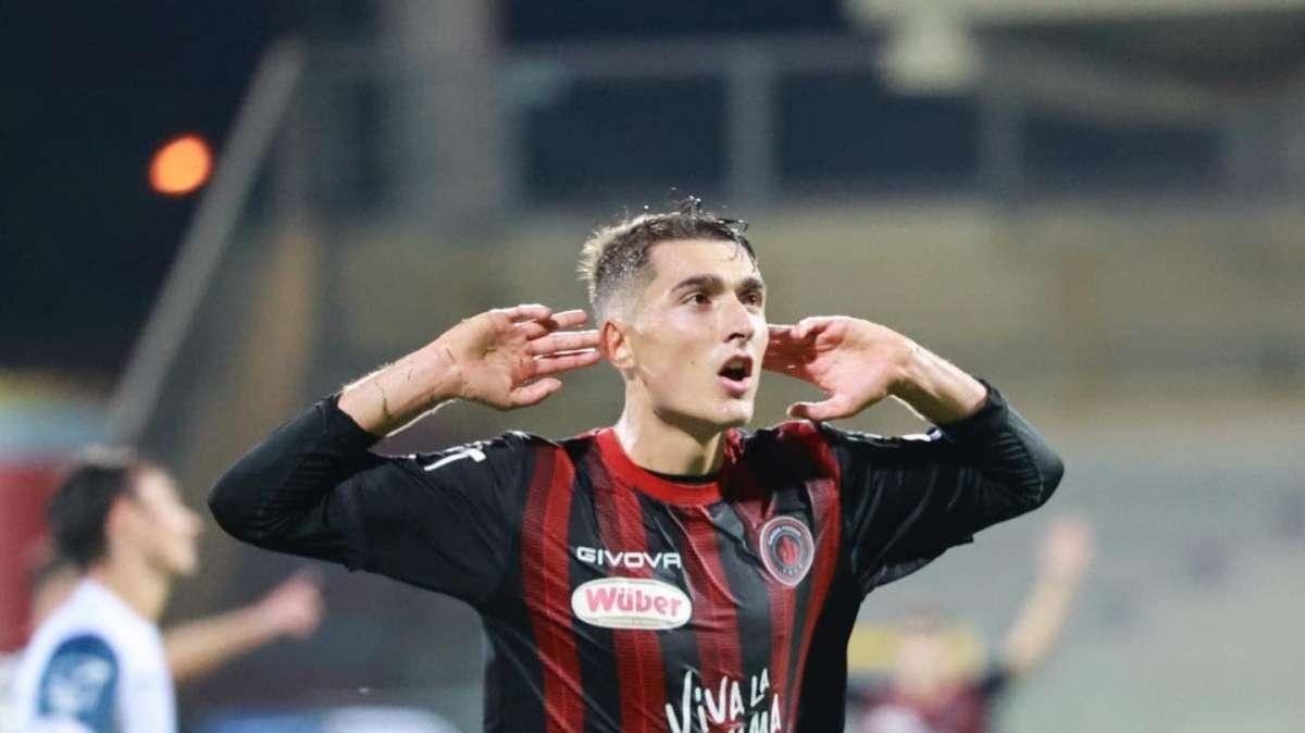 L'irpino Vincenzo Garofalo saluta il Foggia: è fatta con il Brescia, in Serie B