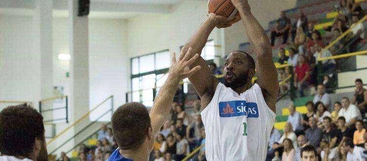 Scandone super al trofeo Irtet: battuta Brindisi 
