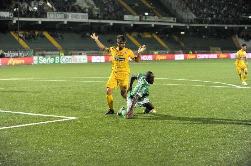 Avellino, terapie per Mokulu. Radunovic domani in gruppo