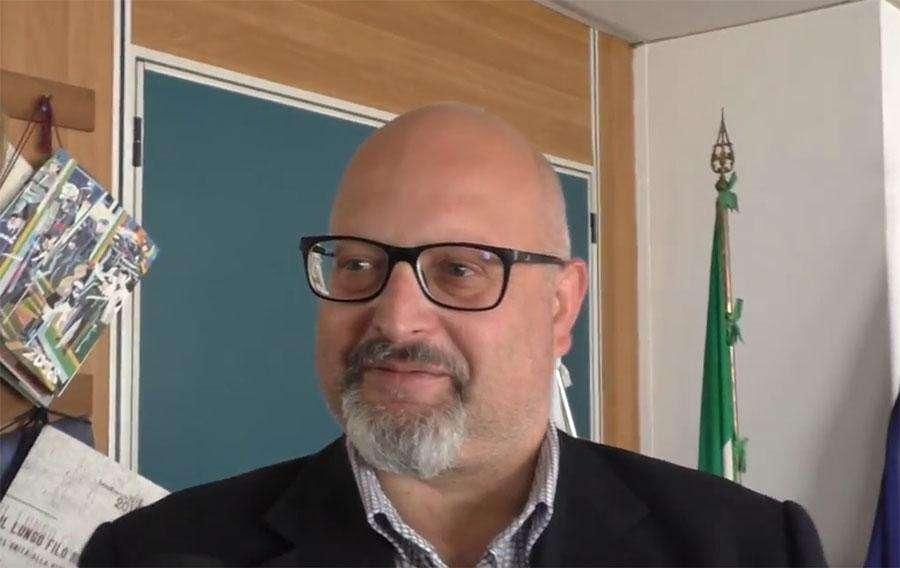 Il sindaco Ciampi: "De Cesare? Rifarei la scelta cento volte, diamogli fiducia"