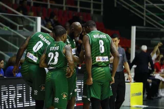 Basket - Sidigas fuori dai playoff: Brindisi vince al DelMauro 83-87