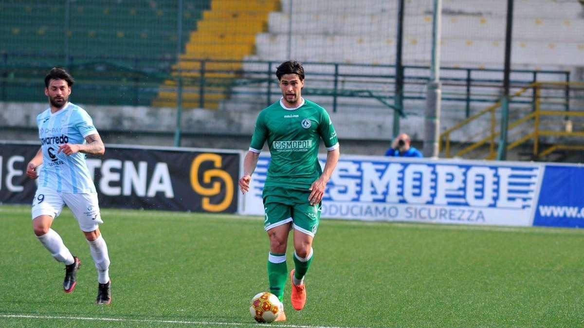 Avellino, porte girevoli in difesa: Luigi Silvestri e Rocchi si danno "il cambio"