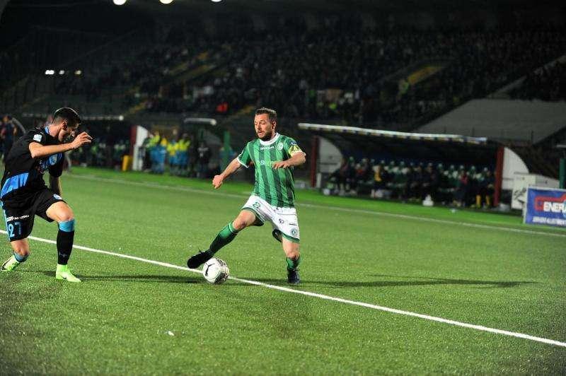 Ardemagni, gol e rosso, Bidaoui sciupa tutto: pareggio che sa di salvezza (1-1)