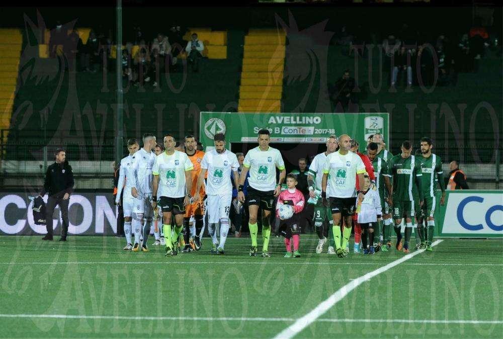 L'Avellino richiama all'unità: domani convocata l'intera rosa