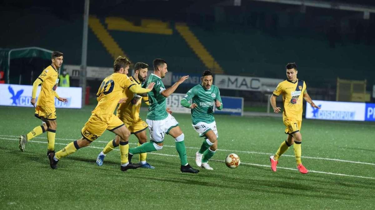 Avellino, un derby per spiccare definitivamente il volo: presentazione e probabile formazione