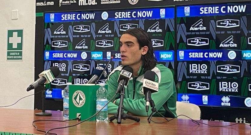 Tozaj: "Emozione bellissima, cercavo da tanto il primo gol tra i professionisti. Un idolo? Al di là della somiglianza con Cavani, mi piace Messi"