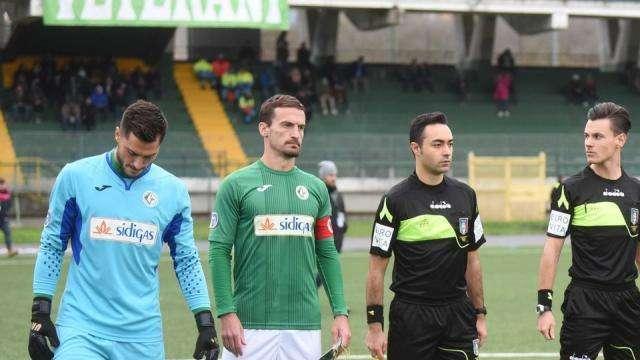 Avellino, dubbio Lagomarsini: si scalda l'under Pizzella