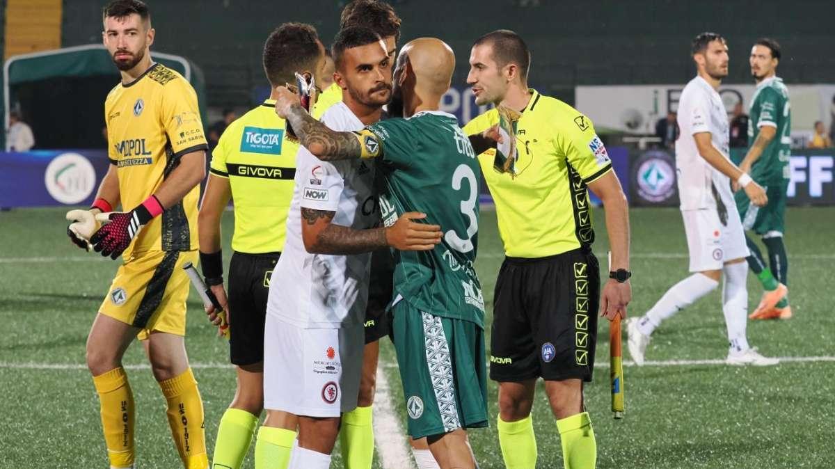 VIDEO - Gli highlights di Avellino-Foggia 0-0