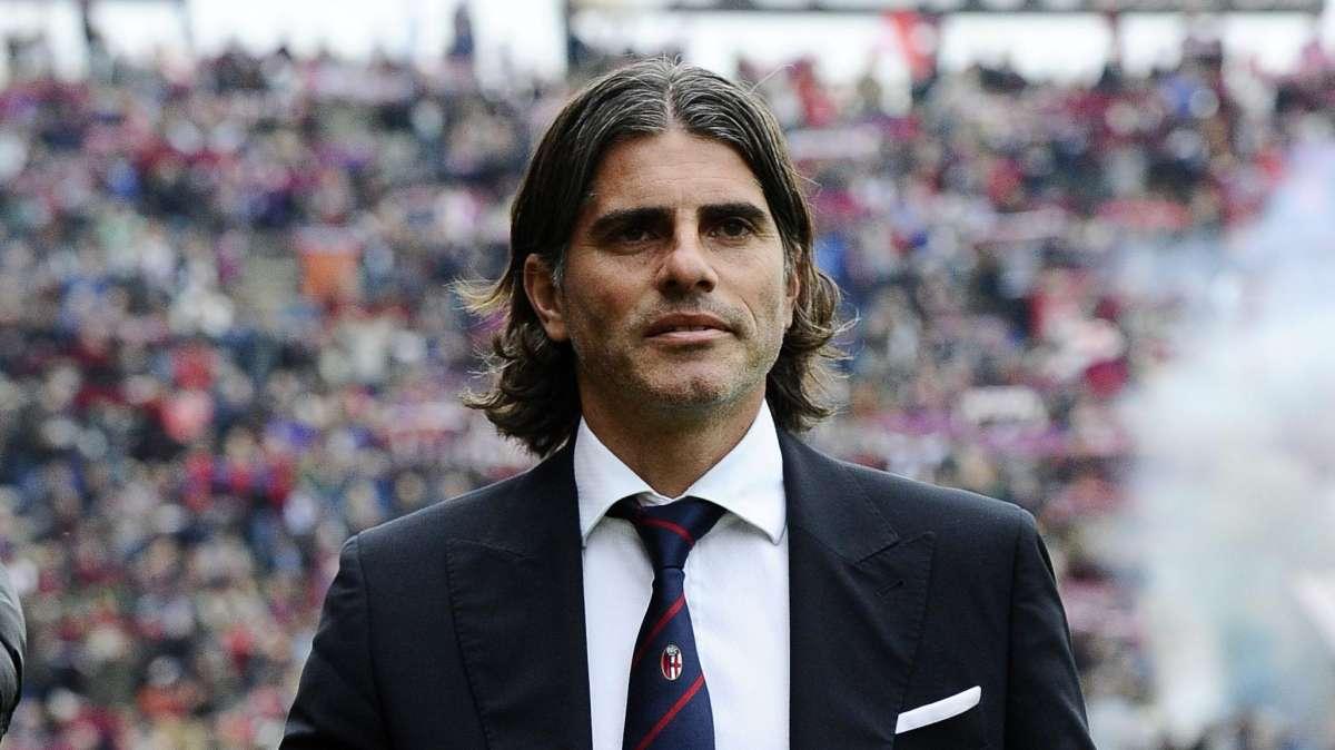 Bologna, domani conferenza stampa di Lopez