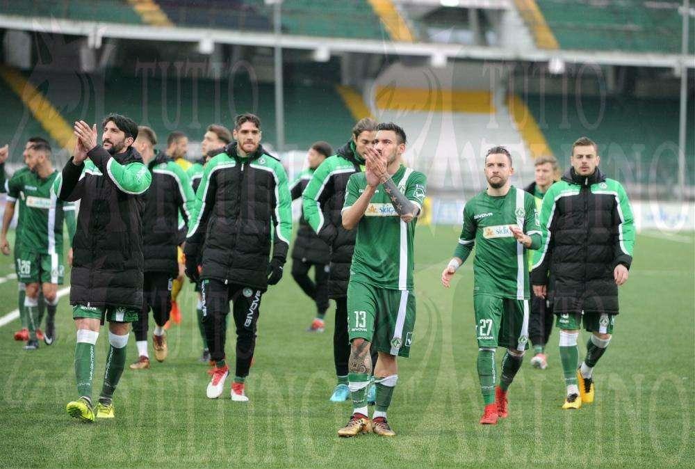 Avellino, infermeria di nuovo affollata: esami strumentali per Rizzato. Domani la rifinitura