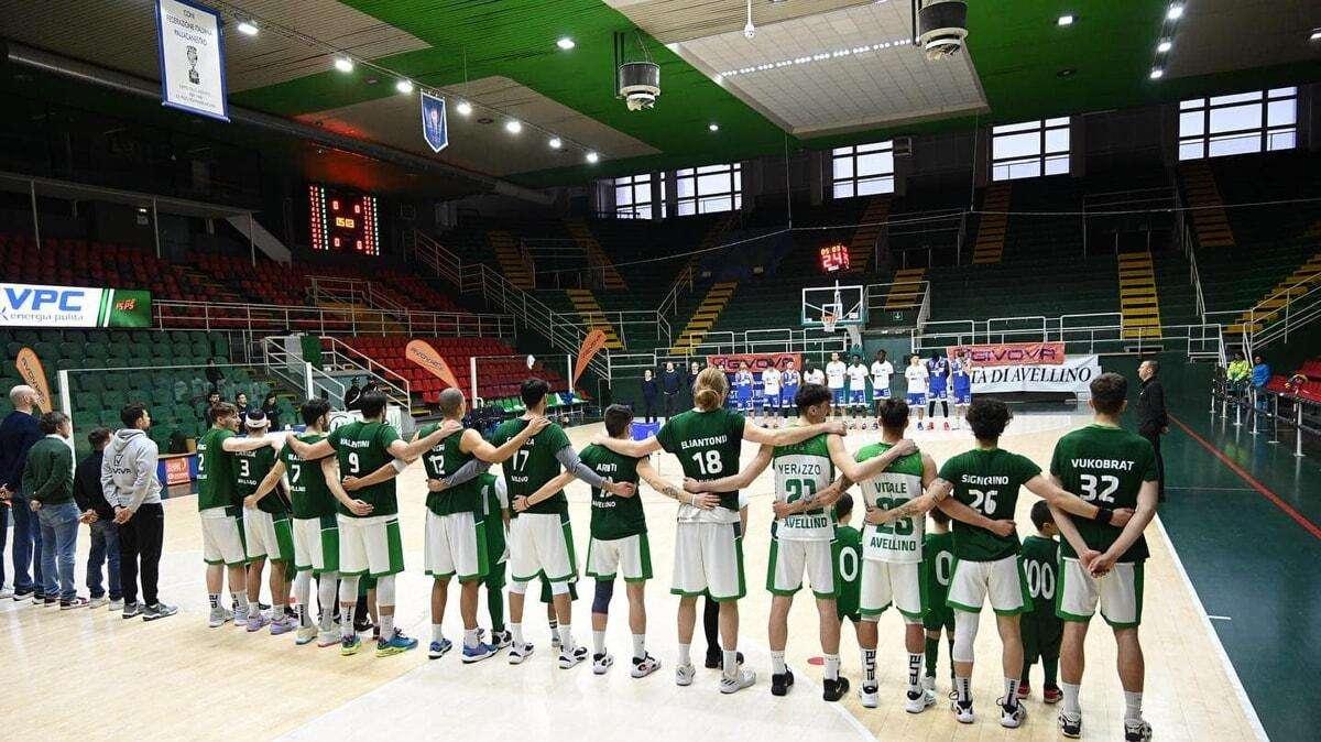 Delfes, Livorno vince allo scadere con la tripla di Saccaggi 62 a 60