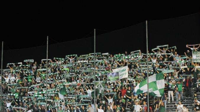 La striscia positiva termina a Crotone, Avellino battuto 3-1 nonostante un ottimo primo tempo