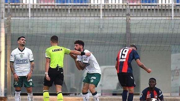 UFFICIALE - Avellino, ceduto Ricciardi al Cosenza: la formula del trasferimento