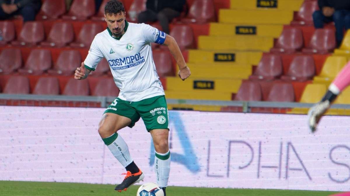 CdS - "Cerignola amaro. L’Avellino al 94’ strappa il pari". Male Patierno e Rigione, bene Iannarilli e D'Ausilio 