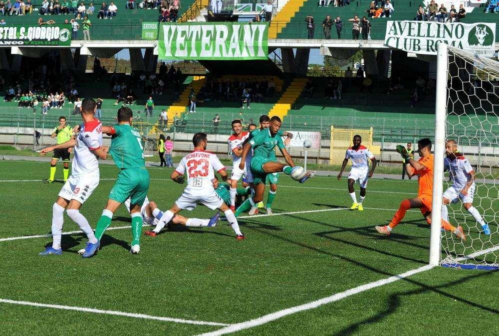 Avellino, Capuano ne convoca 22 contro la Reggina