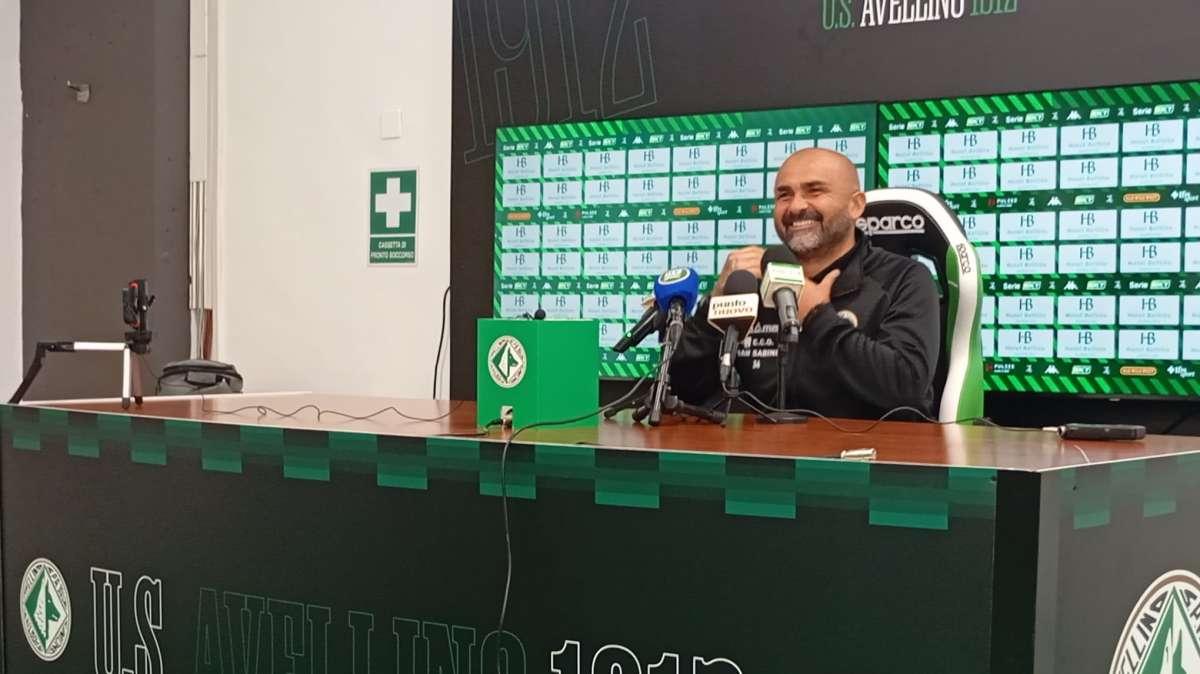 Biancolino: "Primo tempo ottimo Mantova, peccato per le chance nel finale. I 12 punti? Sono contento. I tifosi? Dispiace sentire rumoreggiare al primo errore"