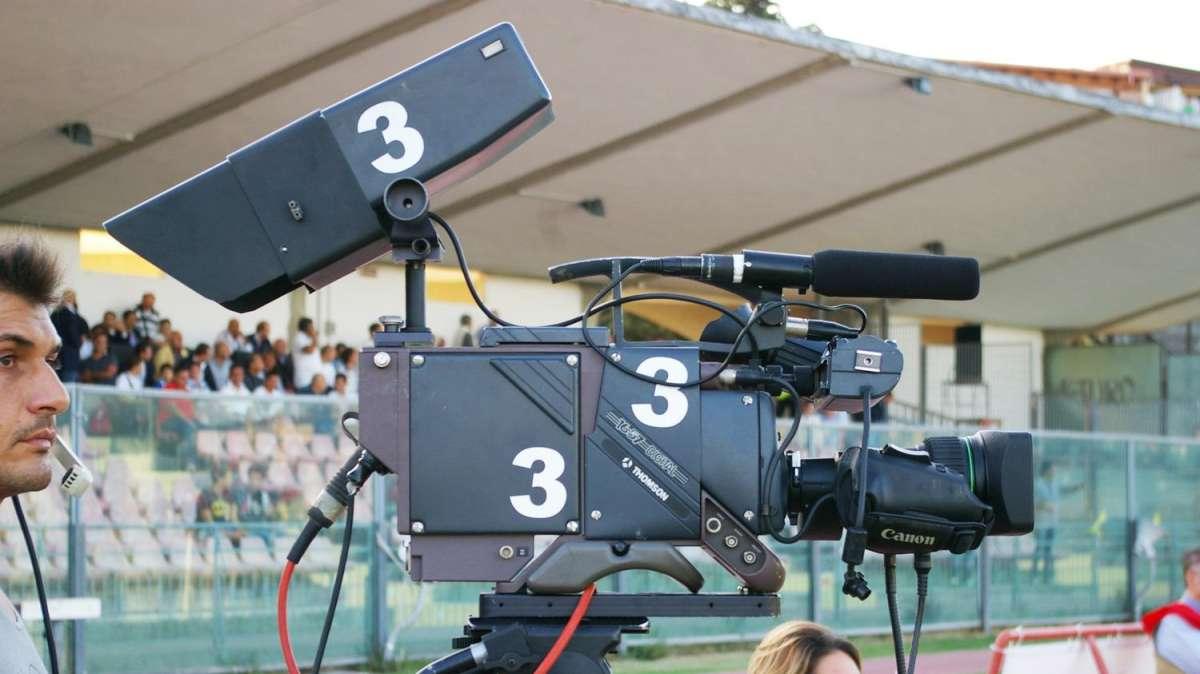 Diretta televisiva anche oggi portafortuna nel giorno della B?