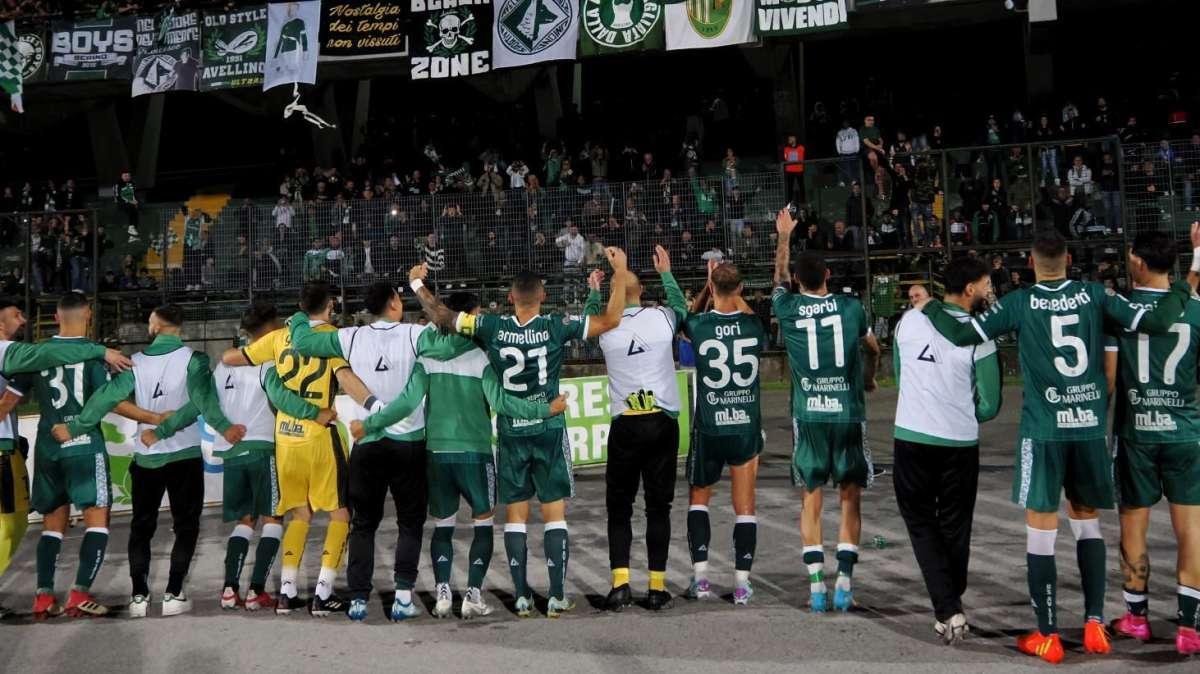 TS - Sale l'Avellino, quasi tutti promossi e uno si erge su tutti
