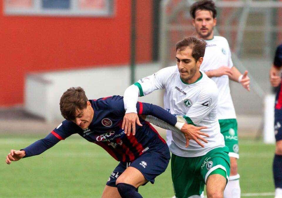 De Francesco: "Contento per il gol, questa squadra ha 24 titolari, siamo un grande gruppo"