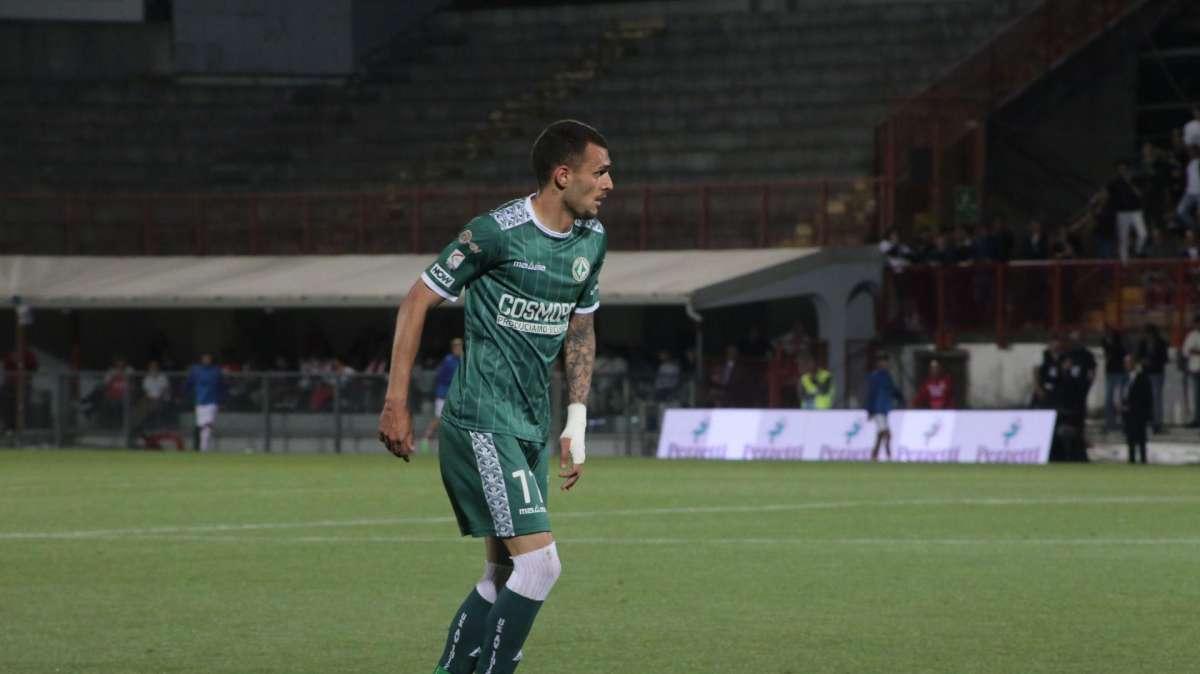 Sgarbi al Pescara. Ecco perchè l'Avellino non ha più affondato 