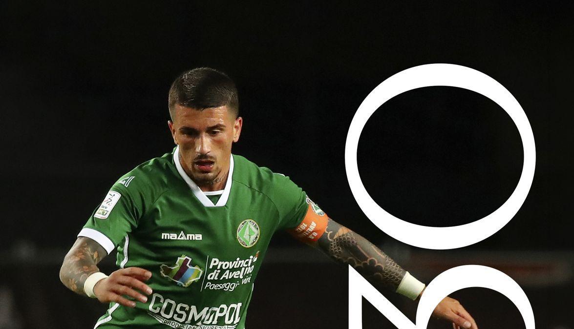 UFFICIALE - Russo rinnova con l'Avellino: contratto fino al 2030