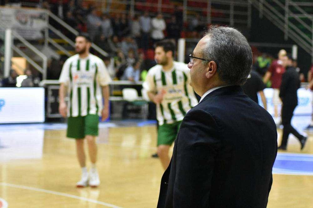 Sidigas sei bruttissima, vince Trento 88-80 gara tre
