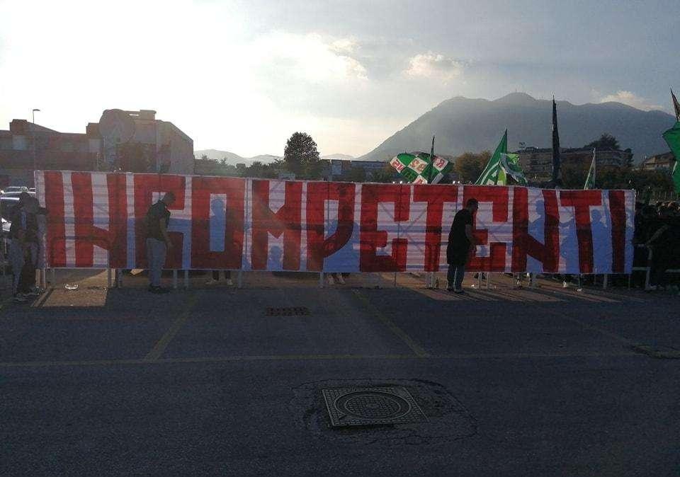 La difesa sbaglia, l'attacco non punge: è un Avellino monco. E ora Taurino rischia davvero