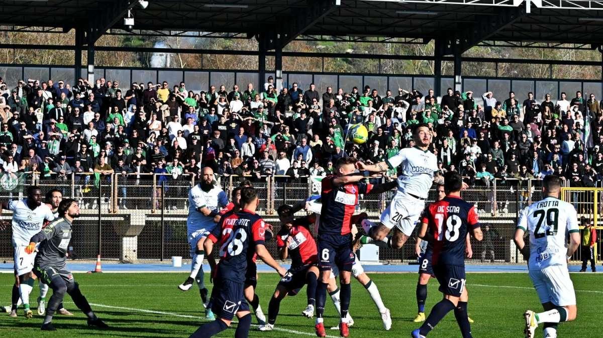 Cerignola-Avellino 3-1, le pagelle: Pane ultimo baluardo, male la difesa e Marconi