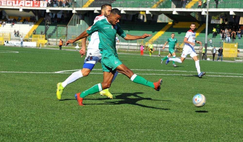 ESCLUSIVA  - Charpentier: “Avellino, grazie per l'affetto, tornerò più forte di prima. Il gol più bello? Al Bari”