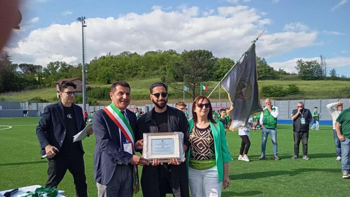FOTO - L'Avellino inaugura il nuovo stadio a Mirabella Eclano. Premiazioni per il club, i dirigenti e la squadra