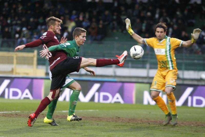 Novara-Avellino 1-0: Frattali attento, Soumaré, lampi nel buio. Lasik inguardabile
