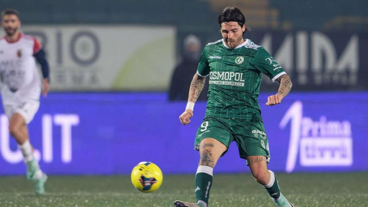 TS - "L’Avellino ne fa 6 al Picerno". Patierno è da 8,5 