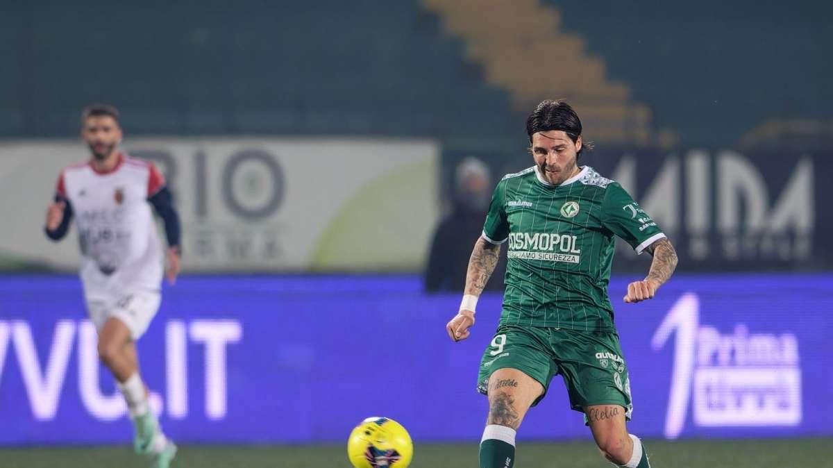 Cesena-Avellino, i convocati di Biancolino: c'è Patierno, ma si ferma un centrocampista