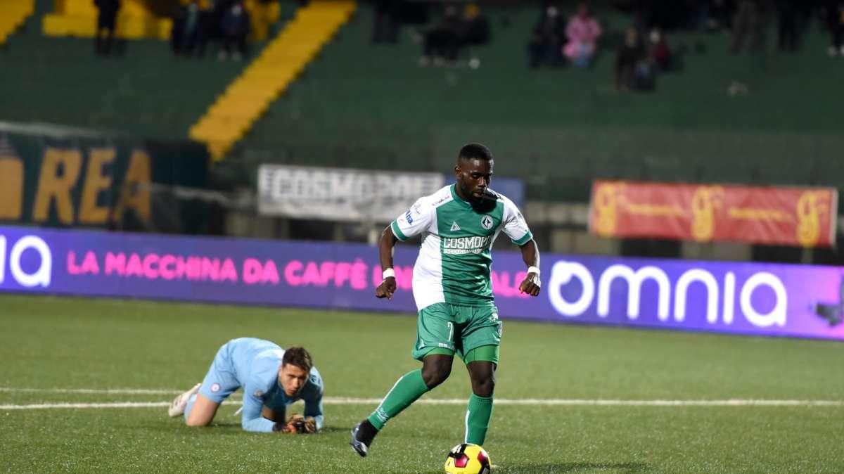 Avellino, c'è l'accordo per il rinnovo con Kanoute fino al 2024