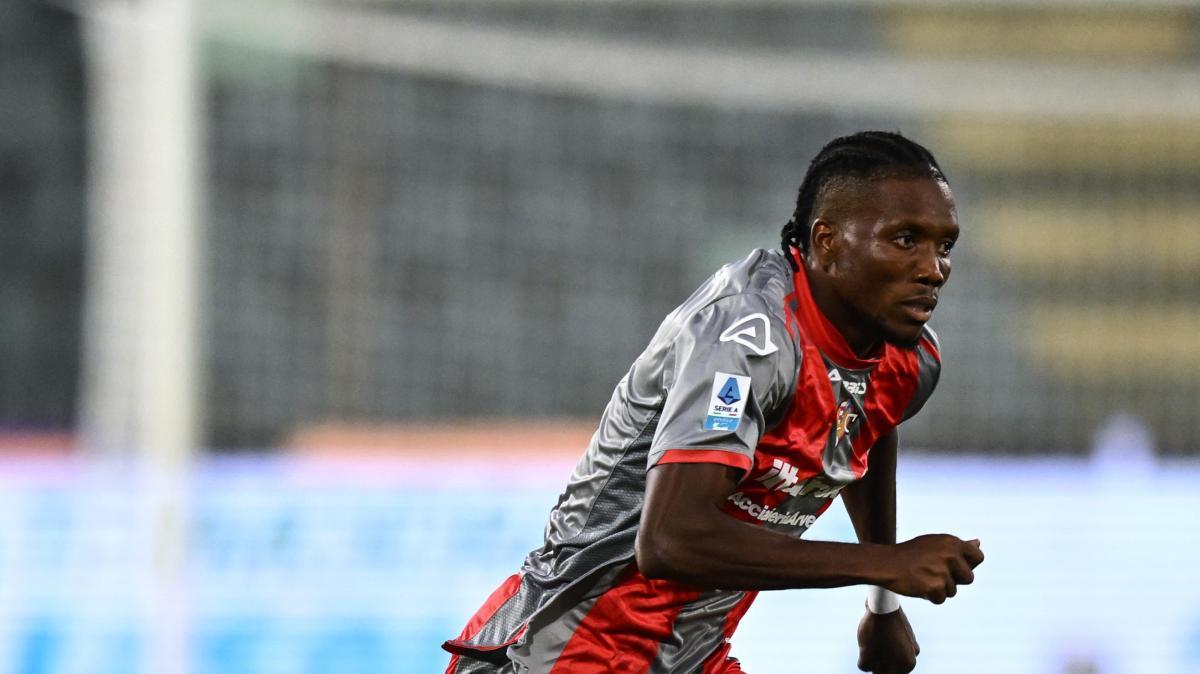 Il Benevento cala il colpo Okereke: ufficiale l'ex Cremonese