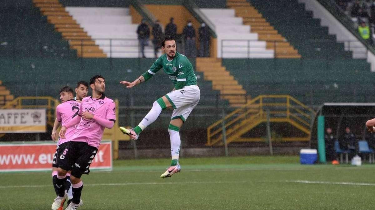 Avellino sconfitto da un rigore vergognoso, ma è nelle difficoltà che escono fuori i veri valori
