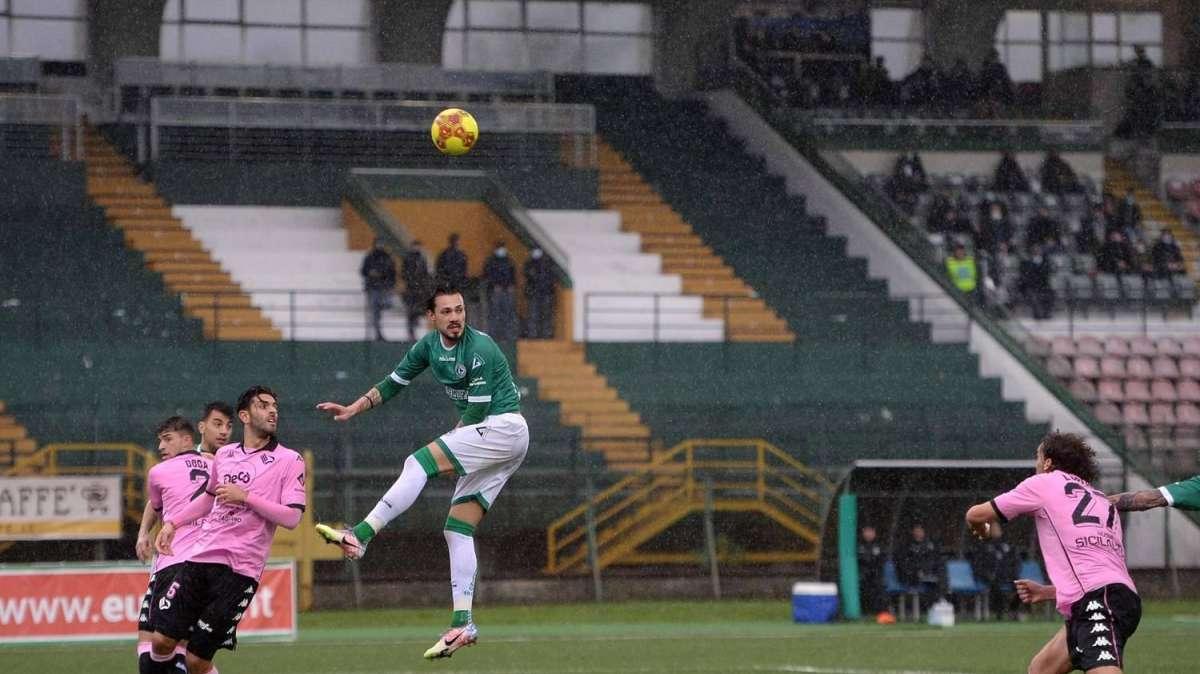 D'Angelo stende il Palermo (1-0): Avellino al secondo turno playoff!!!