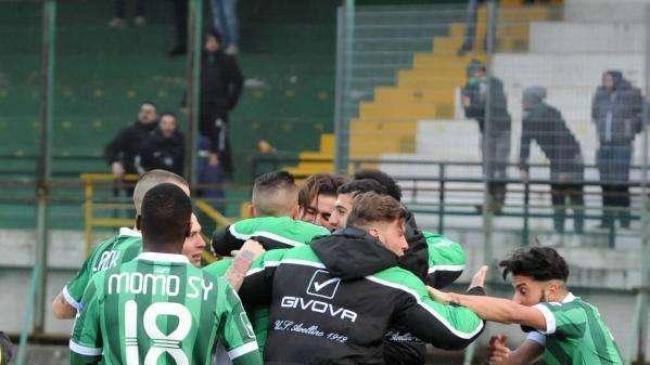 Avellino solido e sprecone: al "Provinciale" prosegue la marcia salvezza (0-0)