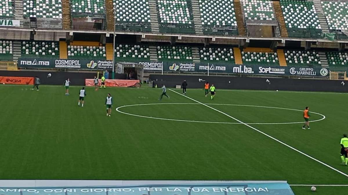 Avellino, si richiudono le porte: i dubbi di Ballardini dai pali alla difesa