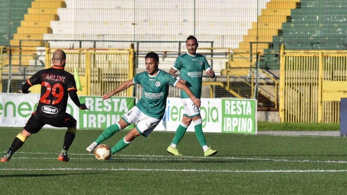 Tutto come un mese fa: Avellino brutto e spaesato. Dicembre sarà il mese-verità