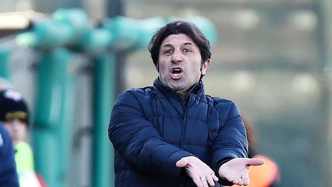 Un paio di centrocampisti e una punta: il mercato secondo Rastelli