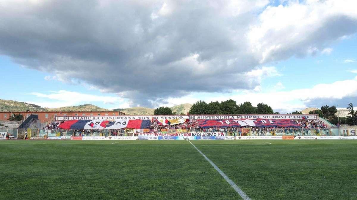 Casertana, nella notte furto negli spogliatoi del Pinto. Alle 12.30 la gara con il Catania
