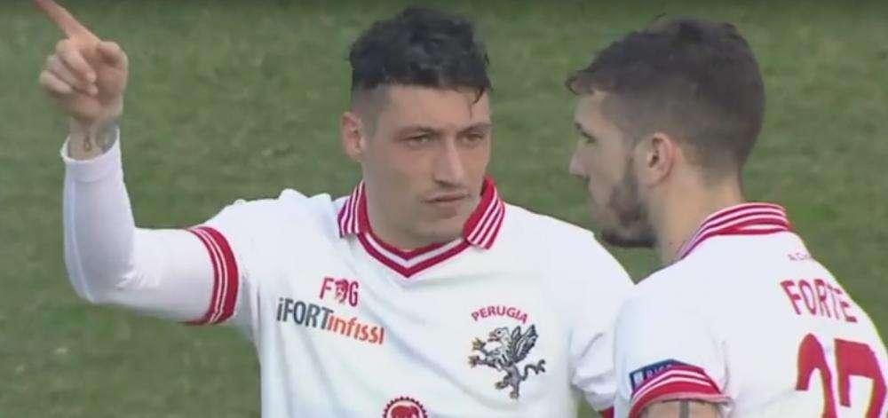 Avellino su due calciatori del Perugia 