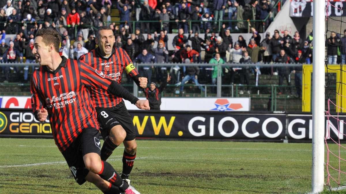 Castaldo rescinde con la Nocerina: ora l'Avellino