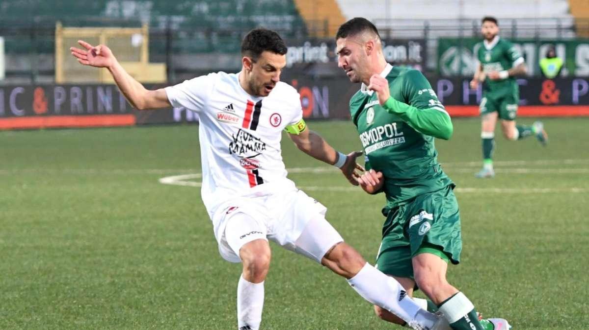 Avellino, prosegue la preparazione: in 5 non si sono allenati