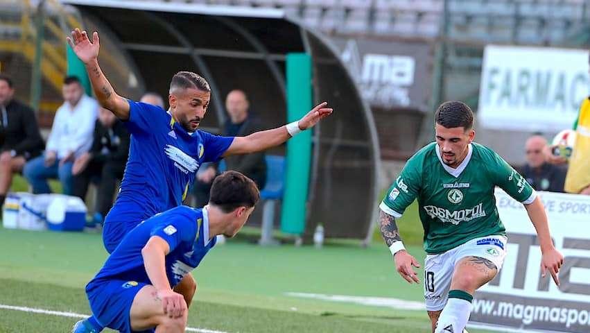 L'Avellino contro l'ex Capuano: vincere, non importa come. Presentazione e probabile formazione