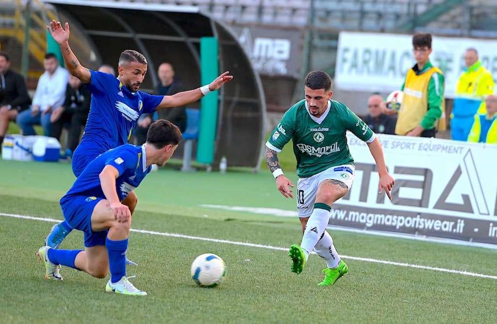 Avellino-Pontedera 6-4 d.c.r., le pagelle: Russo svetta su tutti, D'Ausilio propositivo, bravo Marson