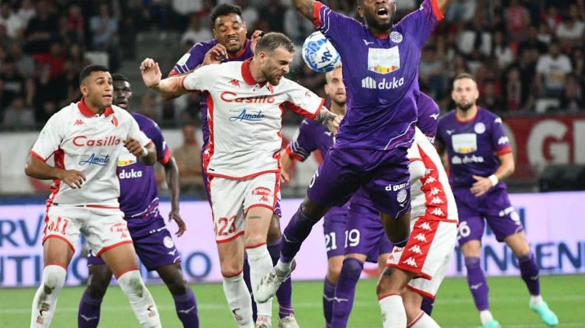 Bari, un popolo in lotta per la A: l'espulsione, la paura, quei 3 cambi che han cambiato il destino 